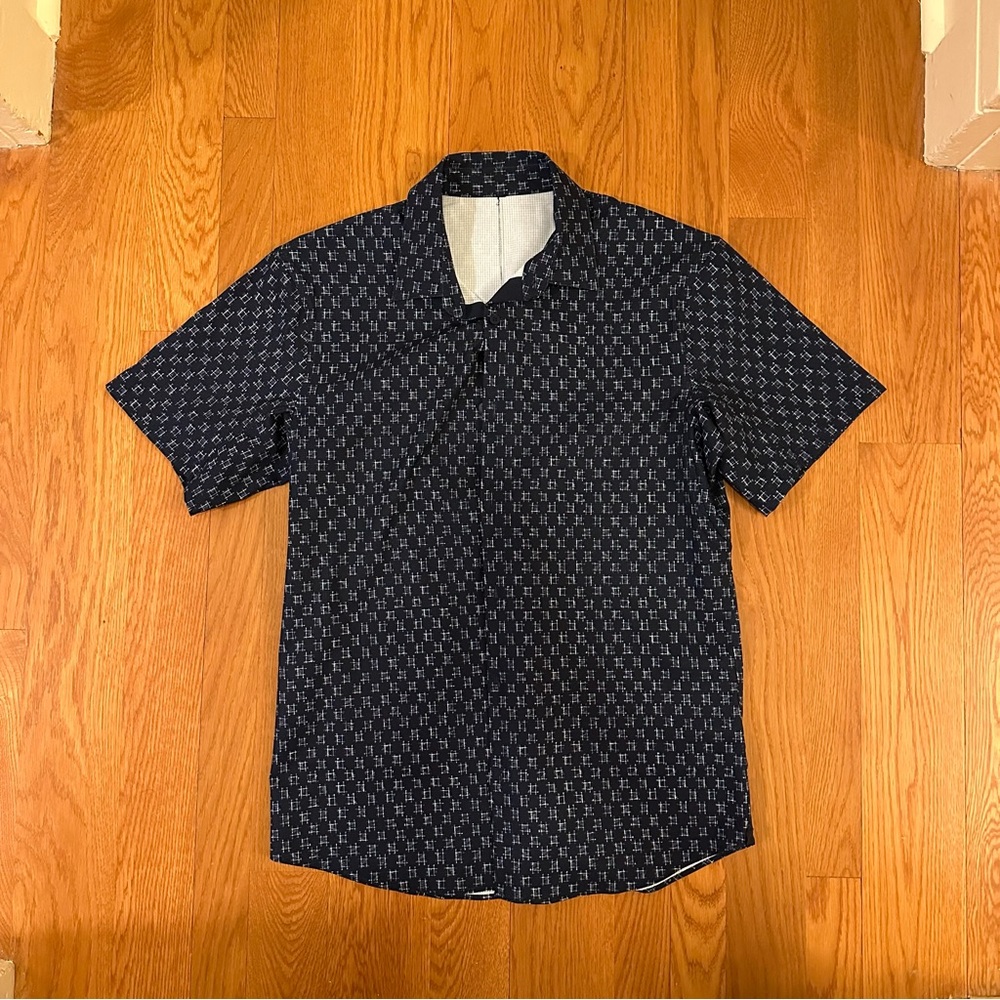 Lululemon Men's Patterned Shirt